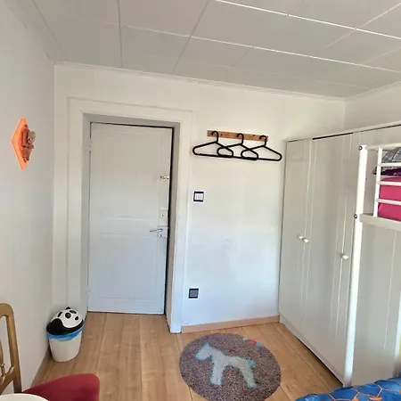Relax Cozy Wellbeing Near Train Station *