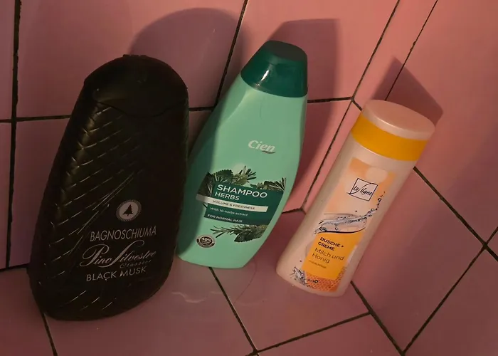 Relax Cozy Wellbeing Near Train Station Homestay szállás