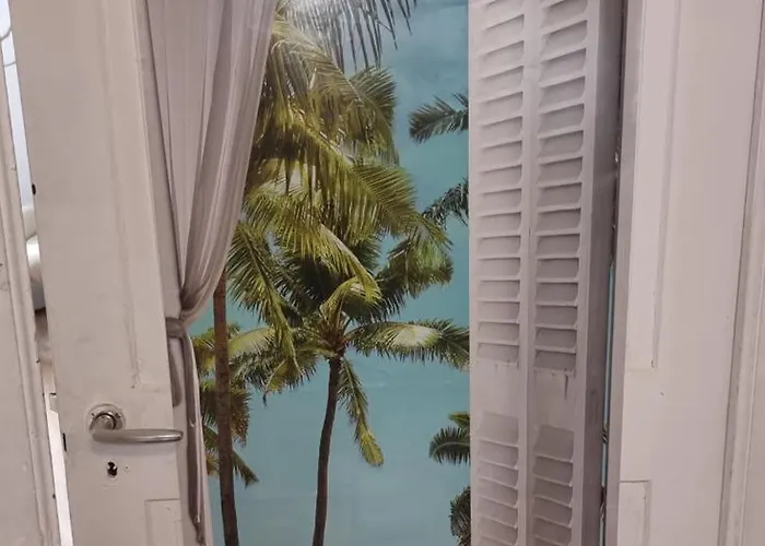 Relax Cozy Wellbeing Near Train Station בית אירוח *