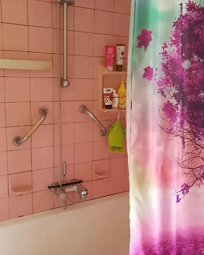 Homestay szállás Relax Cozy Wellbeing Near Train Station *